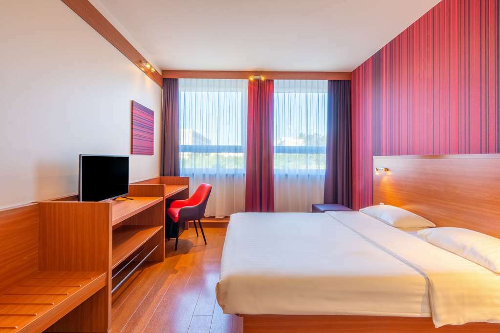Hotel Comfort Hotel, Star Schwabing 3*